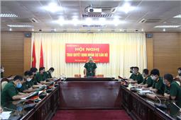 Quân khu: Trao quyết định nhân sự cán bộ